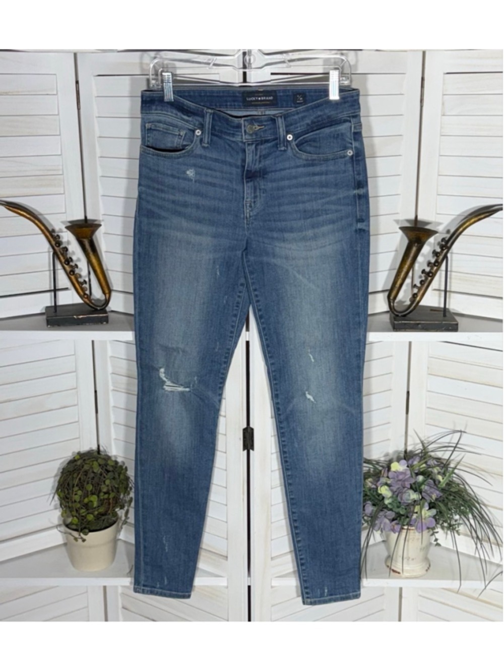 Lucky Brand Ava skinny distressed jeans faded medium blue stretchy riding grunge